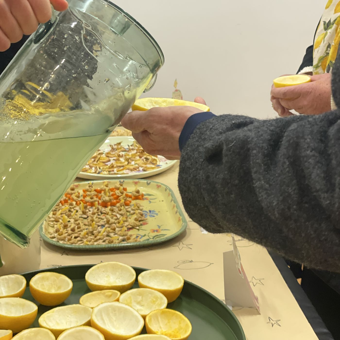 Lemonade pouring